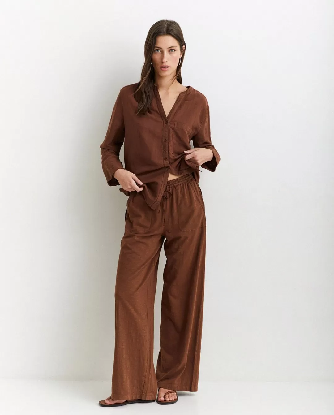 YERSE Cotton-Linen Trousers Brown