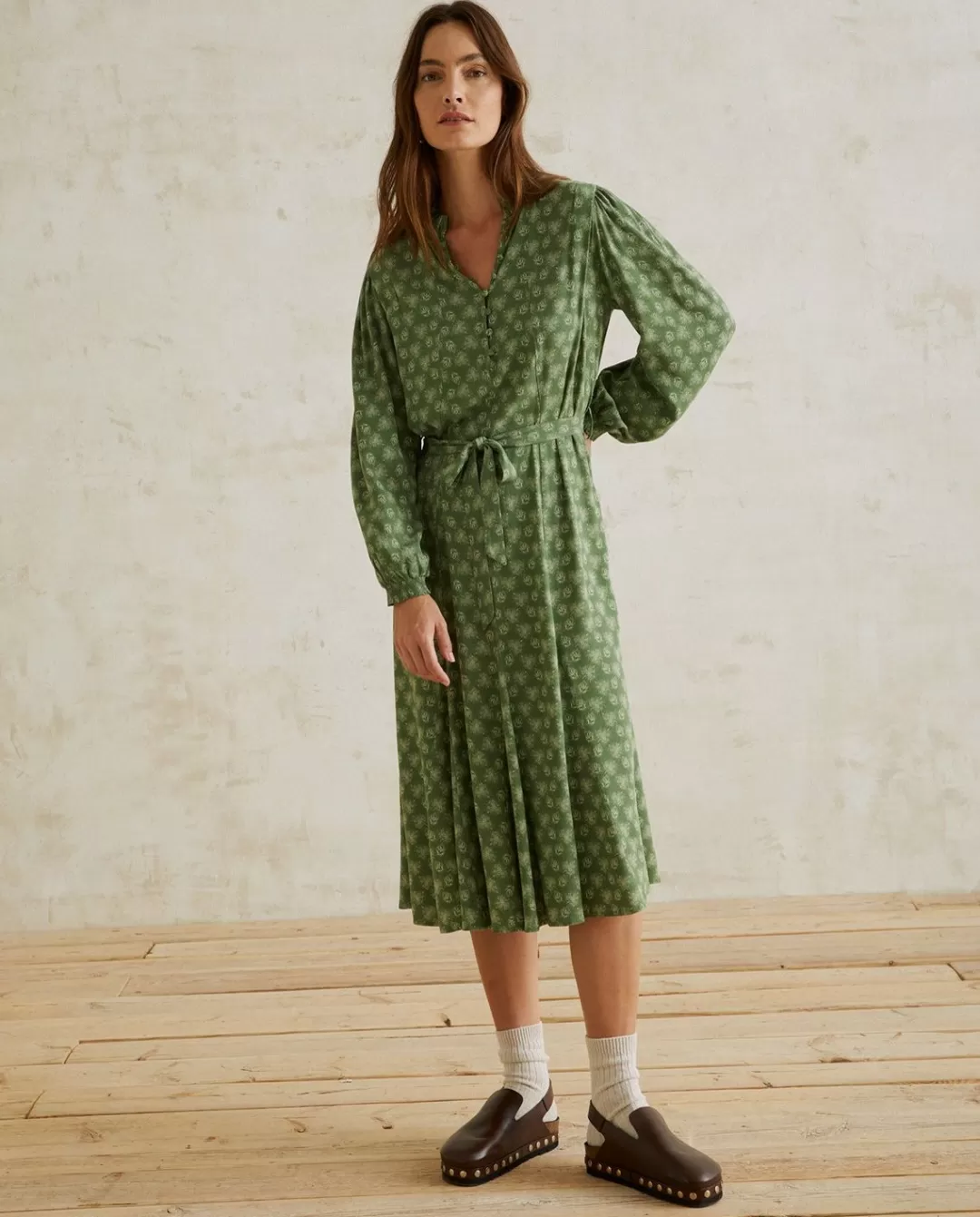 YERSE Floral Midi Dress Green