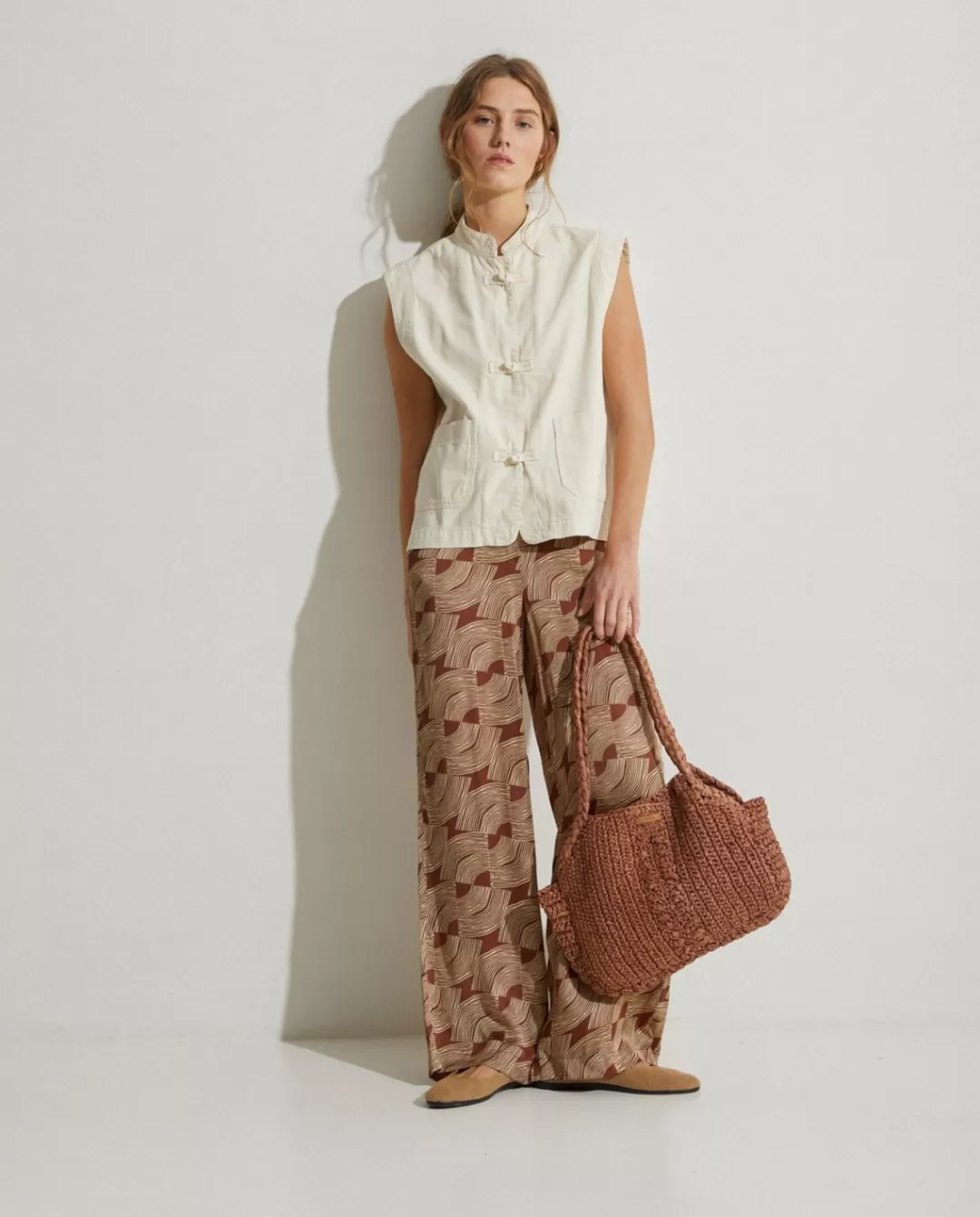 YERSE Flowy Sateen Trousers Chocolate