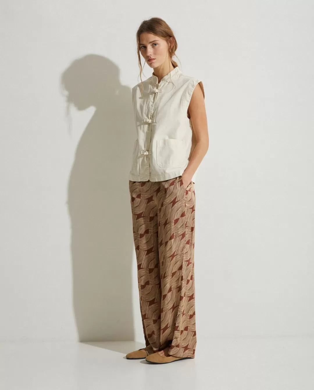 YERSE Flowy Sateen Trousers Chocolate