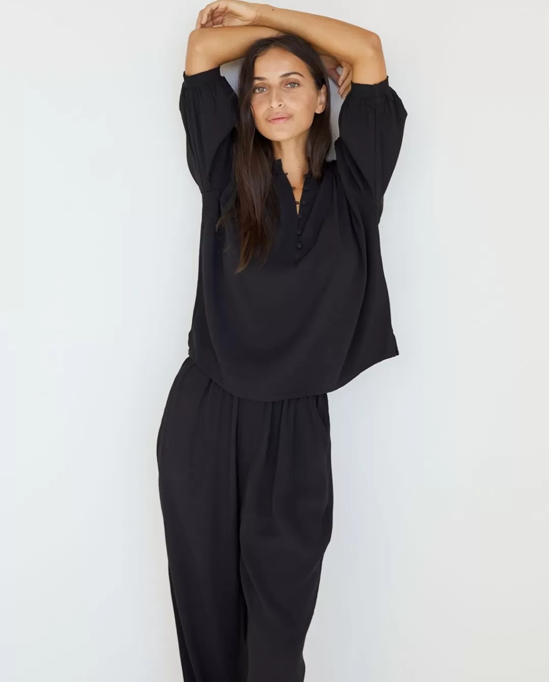 YERSE Flowy Straight Trousers Black